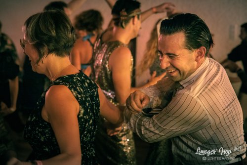 Limoges'Hop #5

Partage libre à des fins non promotionnelles ou commerciales, en créditant l'auteur (@lightexmachina).

© Alexandre - LIGHT EX MACHINA 2023, tous droits réservés.